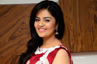 srimukhi-at-radio-mirchi-for-good-bad-ugly-song-launch